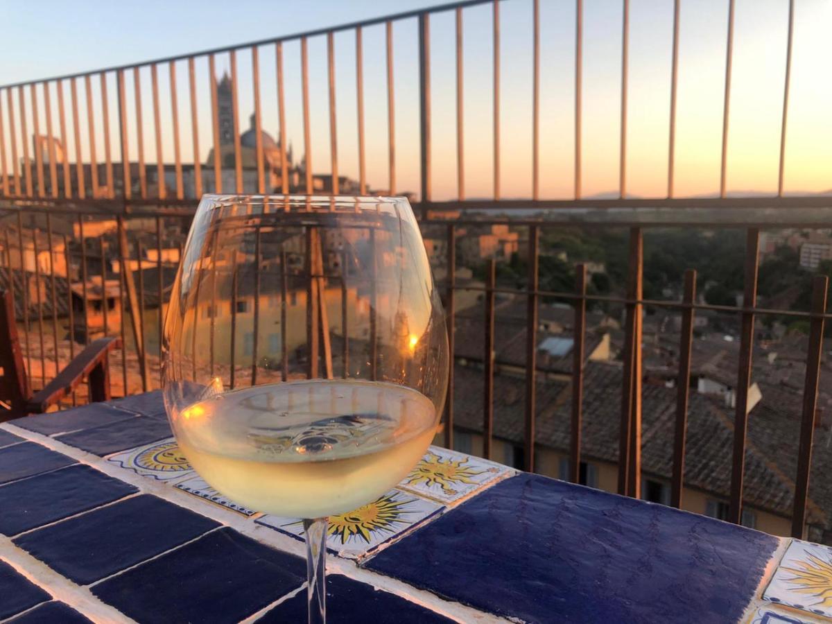 Apartamento La Terrazza Sul Duomo Siena Exterior foto